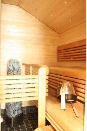Ullakkohuoneistossa on myös sauna