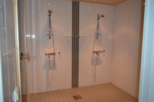 shower facilities